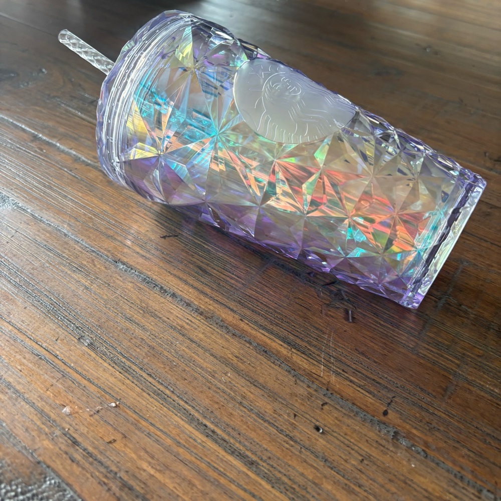 Starbucks 2023 Iridescent Holographic Diamond Prism 16 ounce Tumbler with Straw - Picture 8 of 15